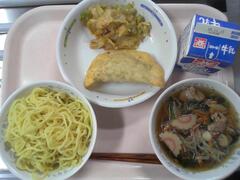 11月18日(火曜日)