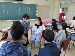 4��17���i���j���j