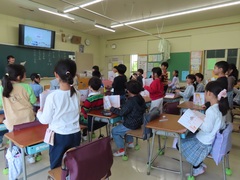 4��17���i���j���j