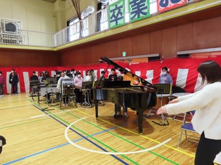 318iΗjj
