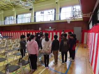 318iΗjj