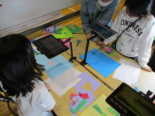 11��15���i�y�j���j