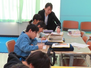 12��8���i���j���j�@