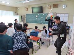 2��3���i�Ηj���j