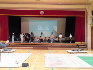 2��18���i���j���j