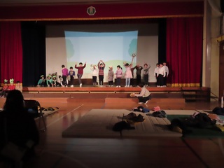 2��18���i���j���j