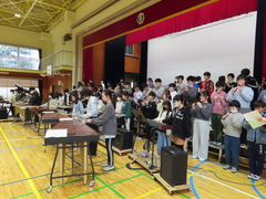 2��27���i���j���j